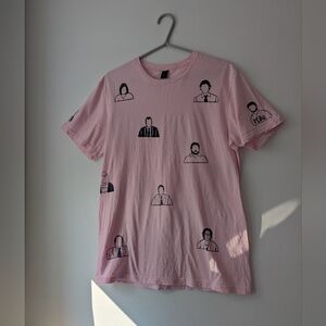 The Office 18 Characters Print Tee-Shirt In Size Medium. Dark Blue On Pink.